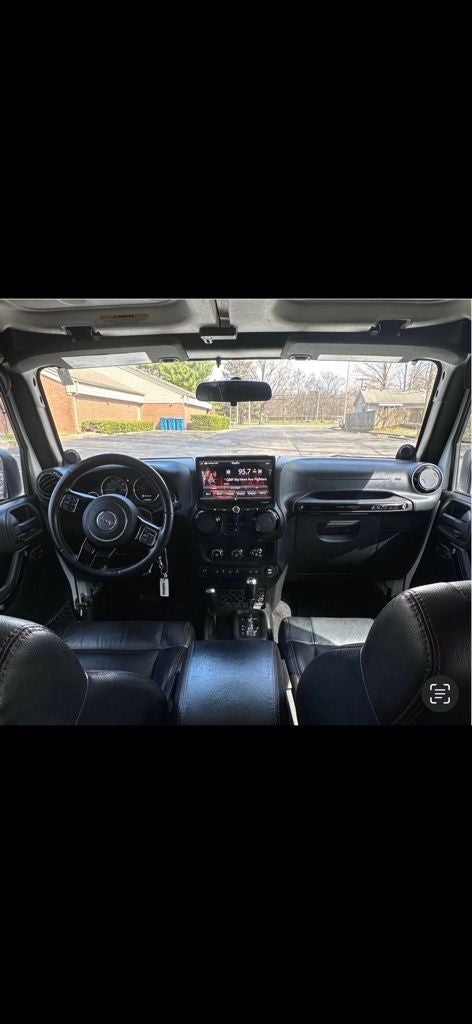 2012 Jeep Wrangler Unlimited Sahara