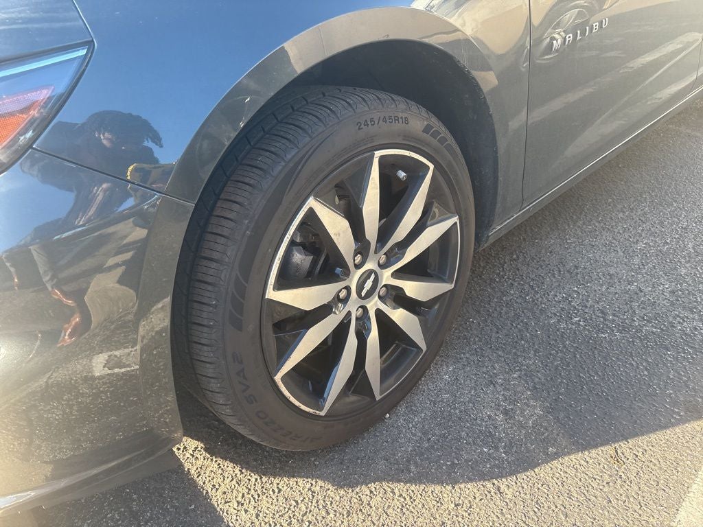 2017 Chevrolet Malibu LT 1LT