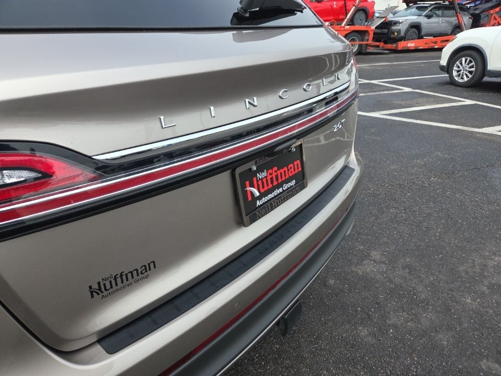 2020 Lincoln Nautilus Reserve