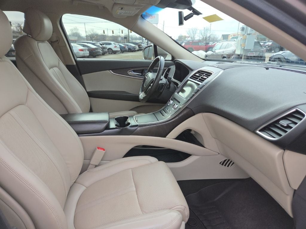 2020 Lincoln Nautilus Reserve