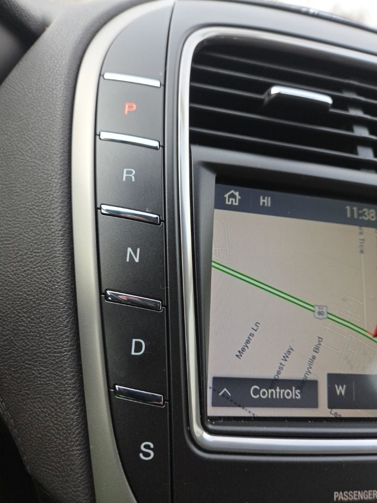 2020 Lincoln Nautilus Reserve