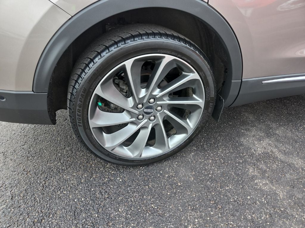 2020 Lincoln Nautilus Reserve