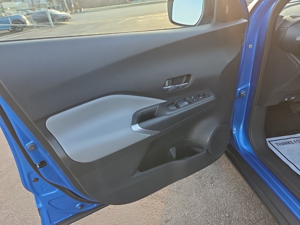 2021 Nissan Kicks SR