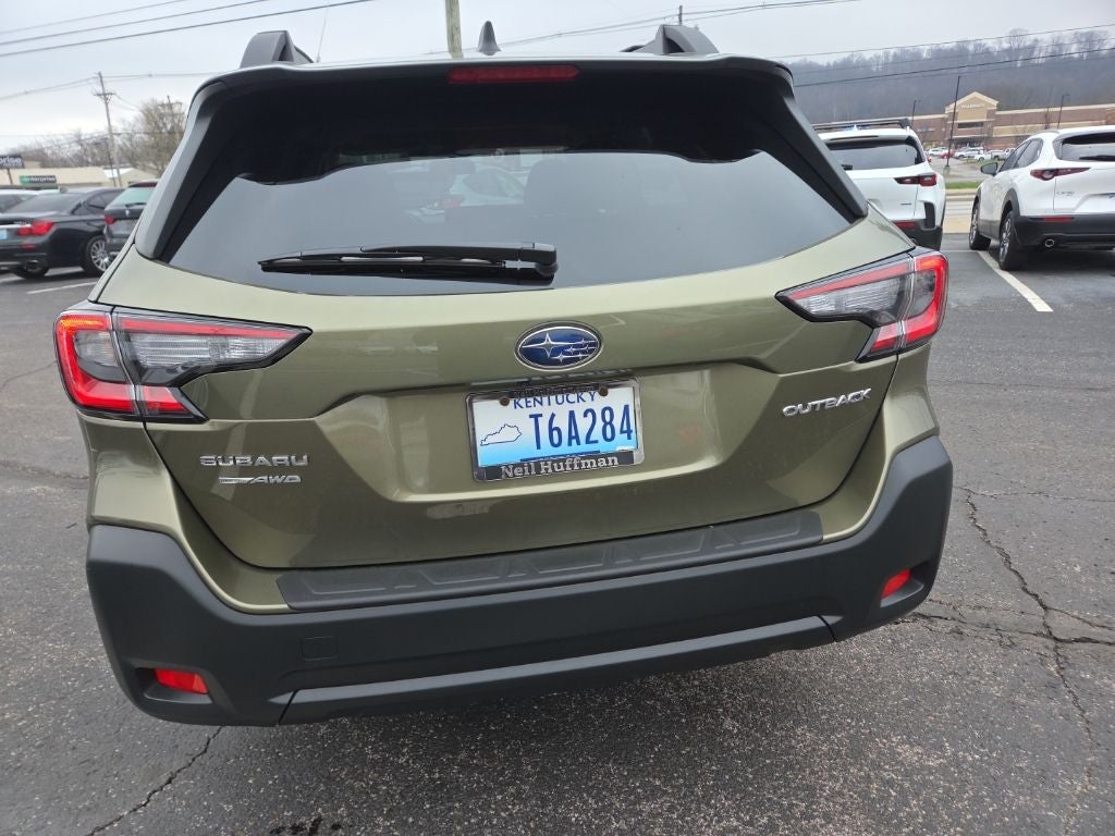 2025 Subaru Outback Premium