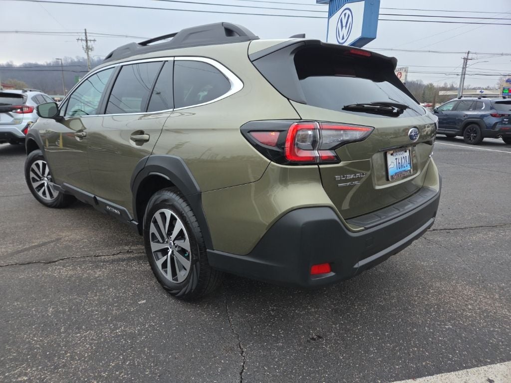 2025 Subaru Outback Premium