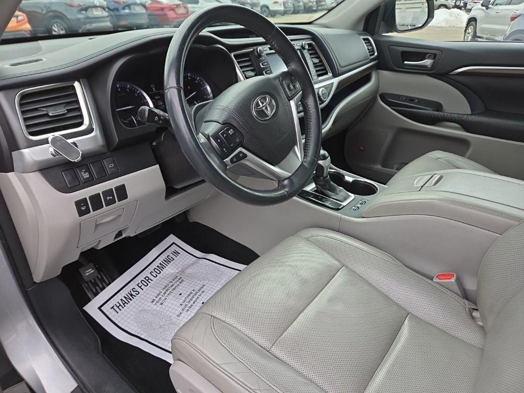 2016 Toyota Highlander Limited