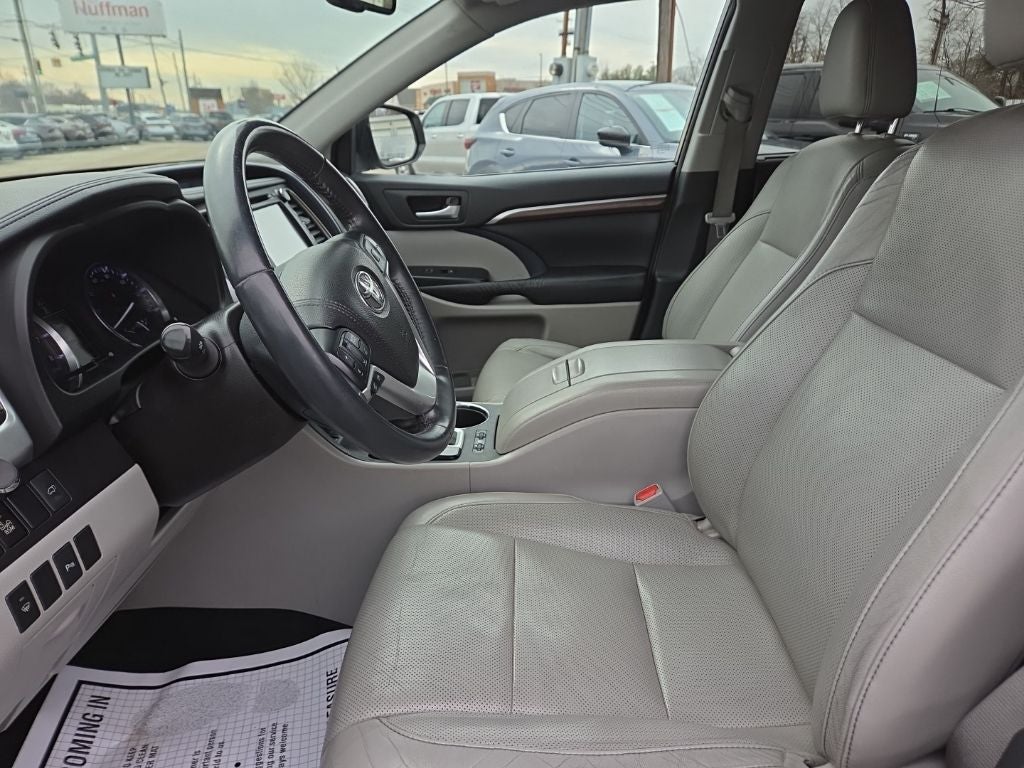 2016 Toyota Highlander Limited