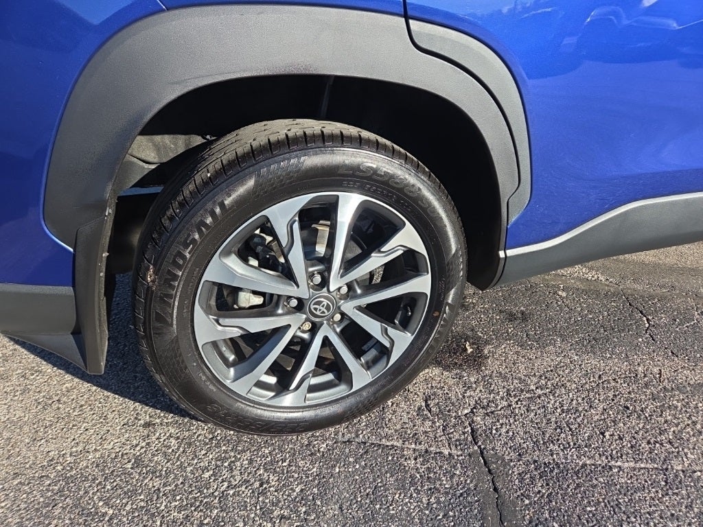2023 Toyota Corolla Cross XLE