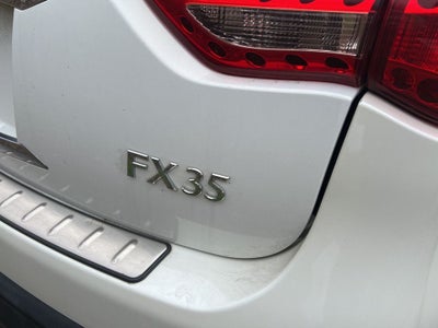 2010 INFINITI FX35 Base