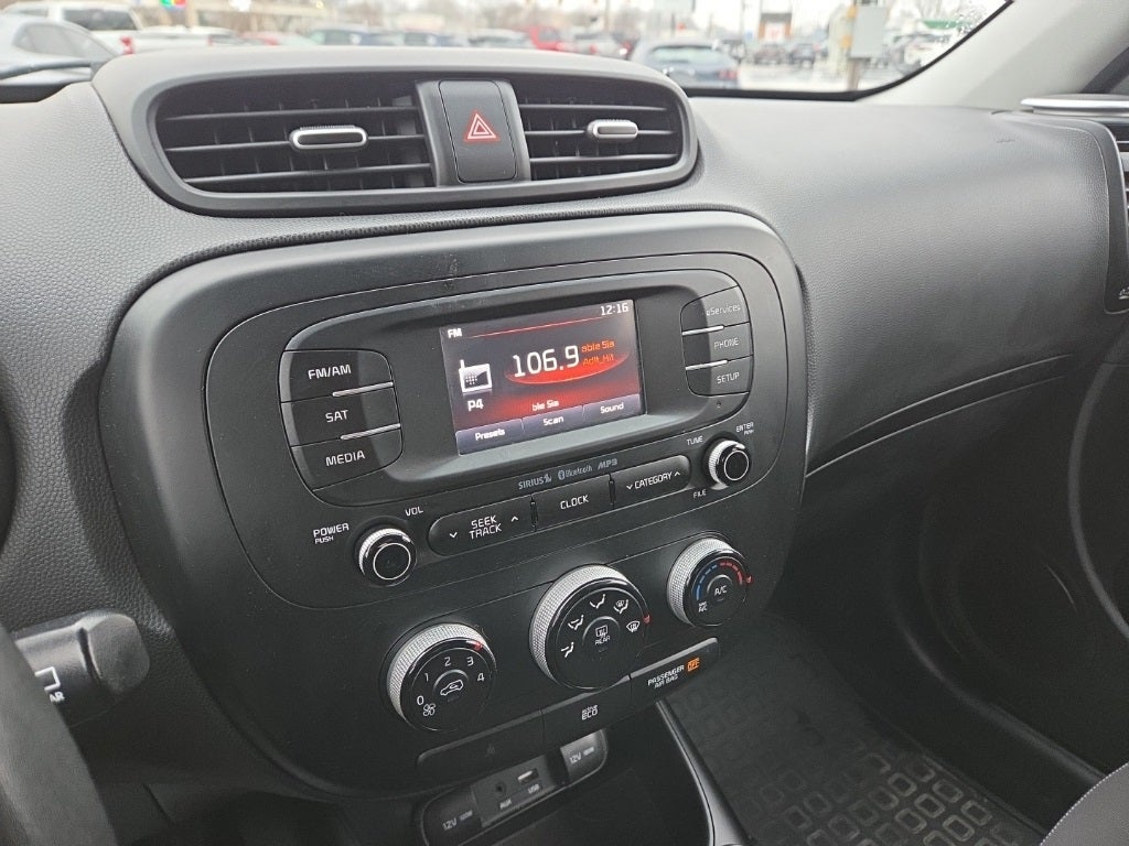 2015 Kia Soul Base