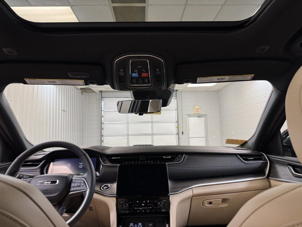 2025 Jeep Grand Cherokee 4xe Base