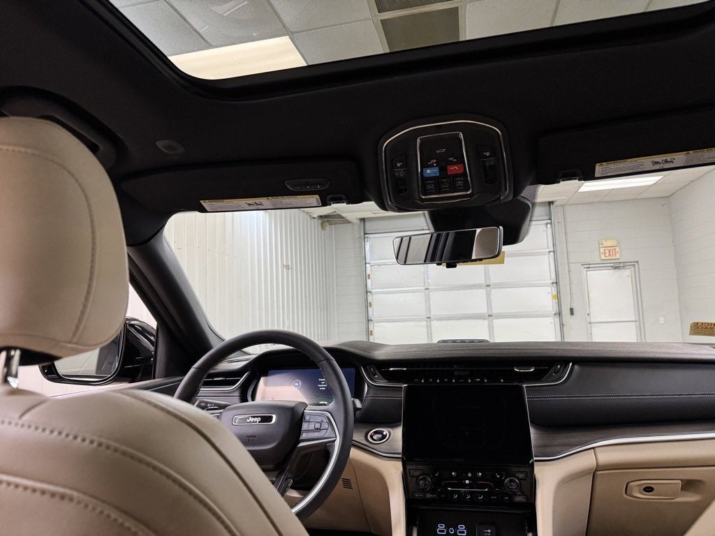 2025 Jeep Grand Cherokee 4xe Base