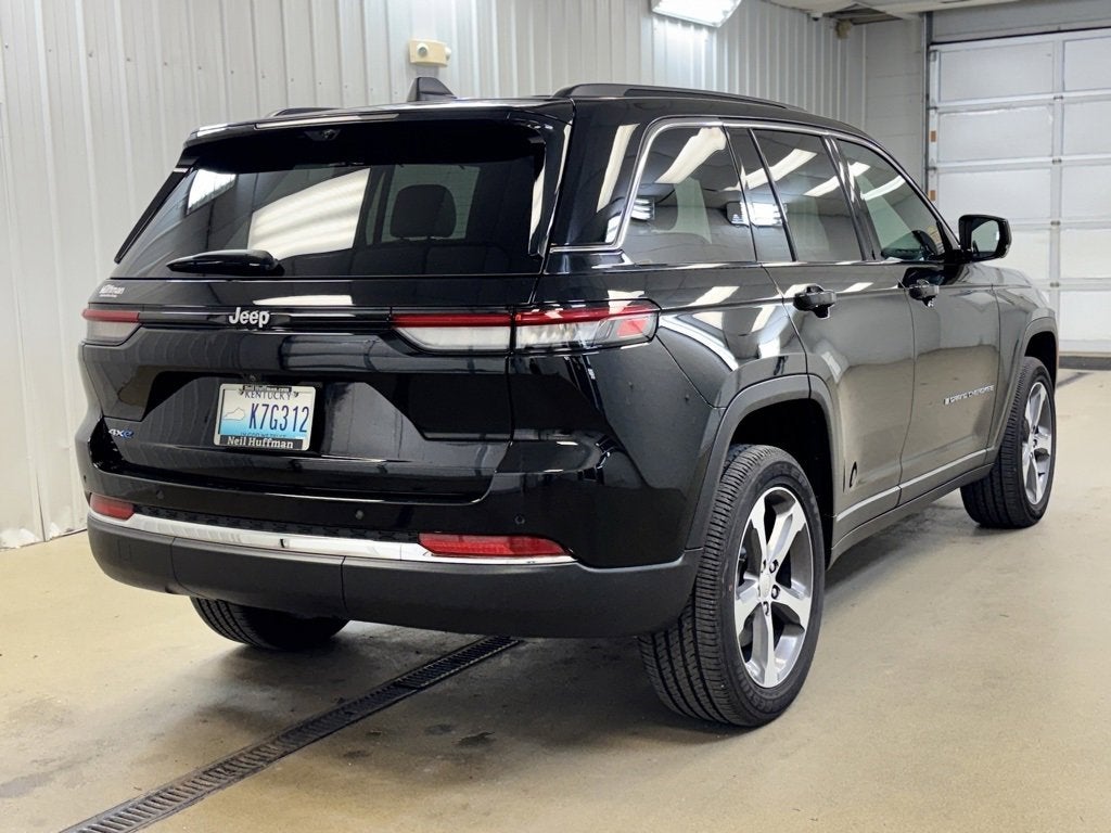 2025 Jeep Grand Cherokee 4xe Base