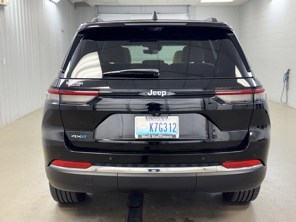 2025 Jeep Grand Cherokee 4xe Base