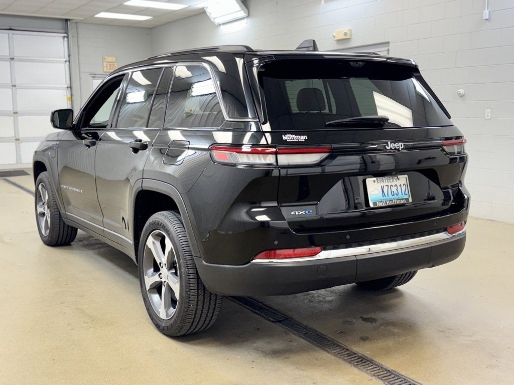 2025 Jeep Grand Cherokee 4xe Base