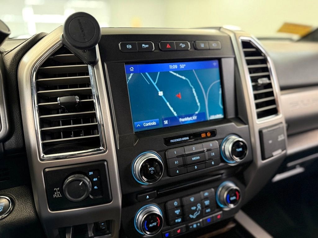 2017 Ford Super Duty F-250 SRW Lariat