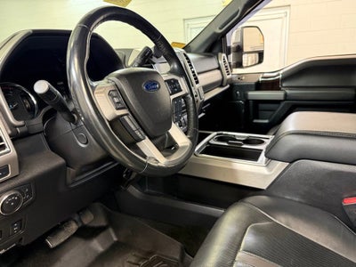 2017 Ford Super Duty F-250 SRW Lariat