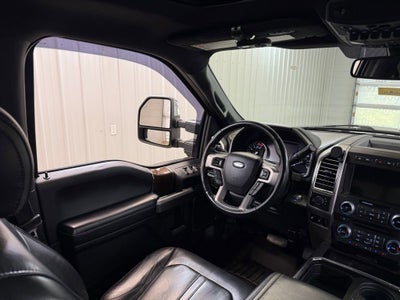 2017 Ford Super Duty F-250 SRW Lariat