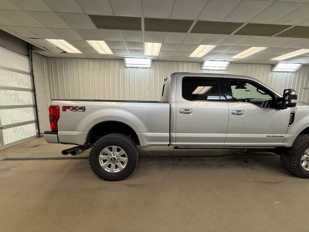 2017 Ford Super Duty F-250 SRW Lariat