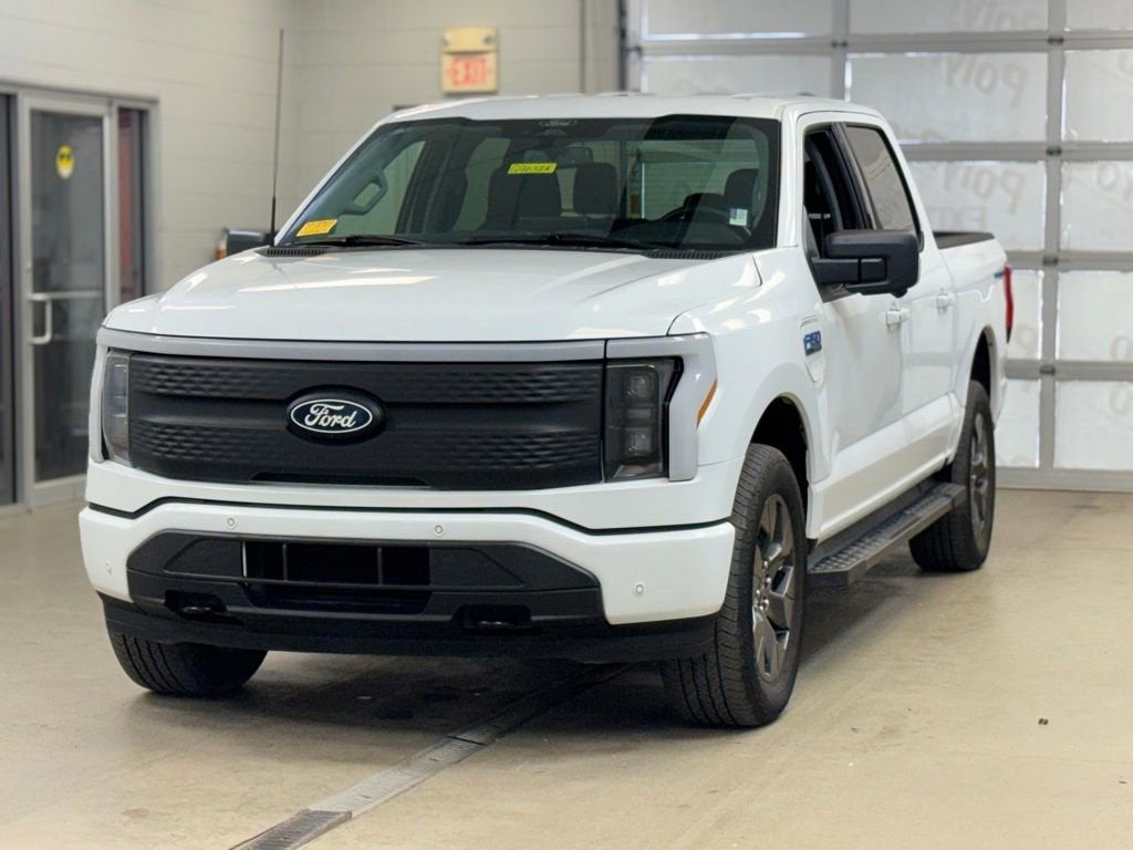 2024 Ford F-150 Lightning Flash