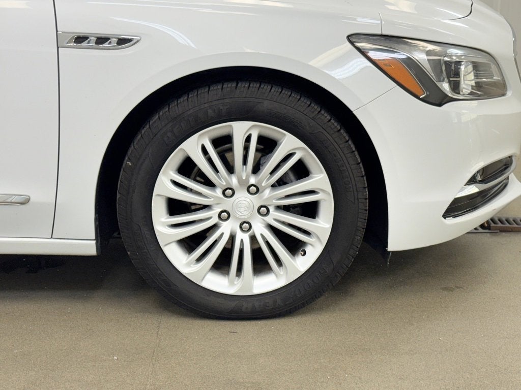 2019 Buick LaCrosse Essence
