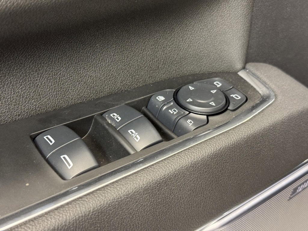 2025 Chevrolet Silverado 3500 HD High Country