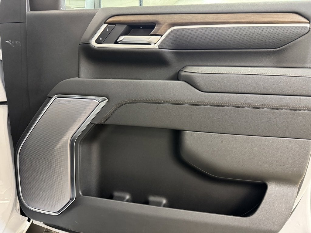 2025 Chevrolet Silverado 3500 HD High Country