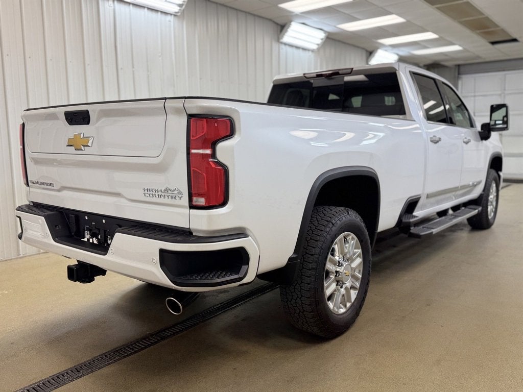 2025 Chevrolet Silverado 3500 HD High Country