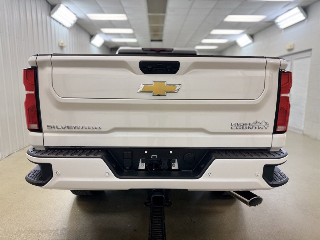 2025 Chevrolet Silverado 3500 HD High Country