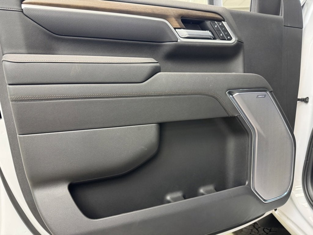 2025 Chevrolet Silverado 3500 HD High Country