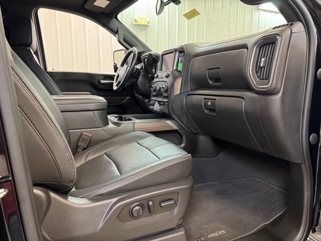 2022 Chevrolet Silverado 3500 HD High Country