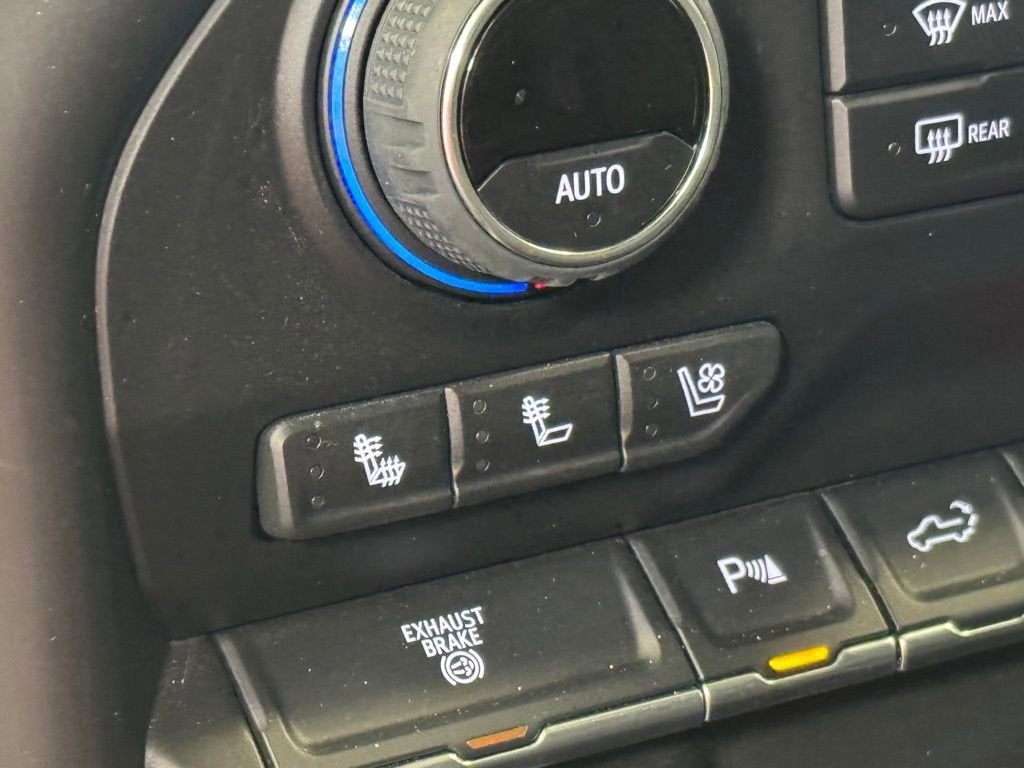 2022 Chevrolet Silverado 3500 HD High Country