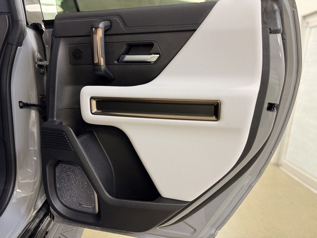 2025 GMC HUMMER EV SUV 2X