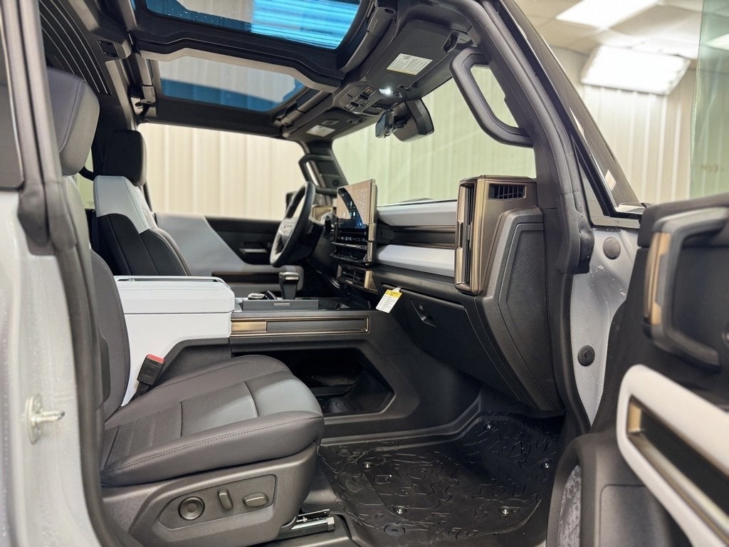 2025 GMC HUMMER EV SUV 2X