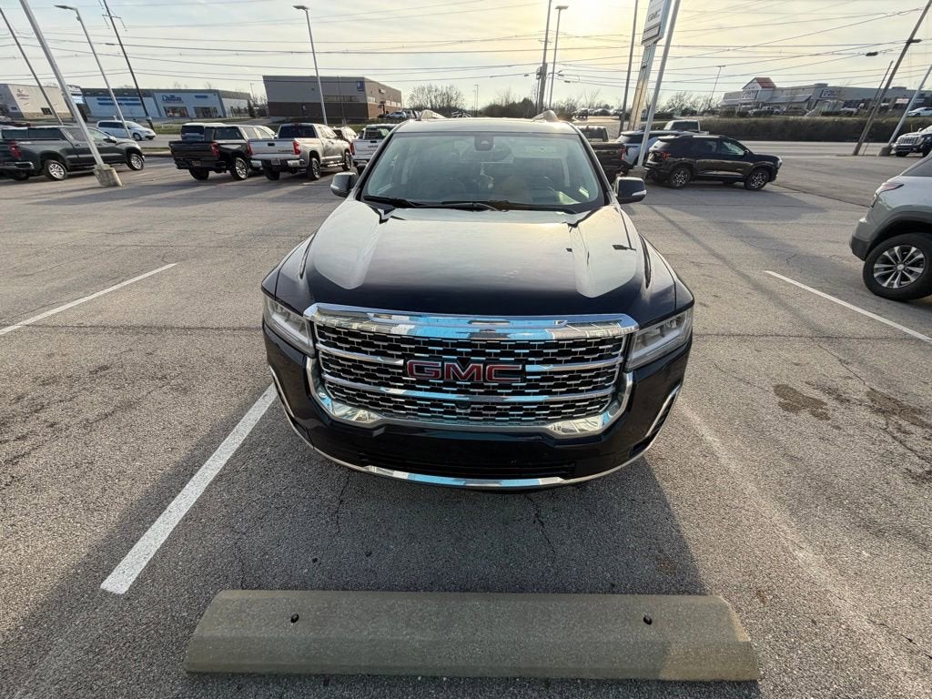 2022 GMC Acadia Denali