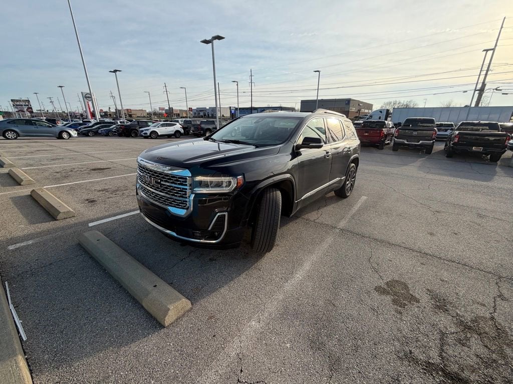 2022 GMC Acadia Denali