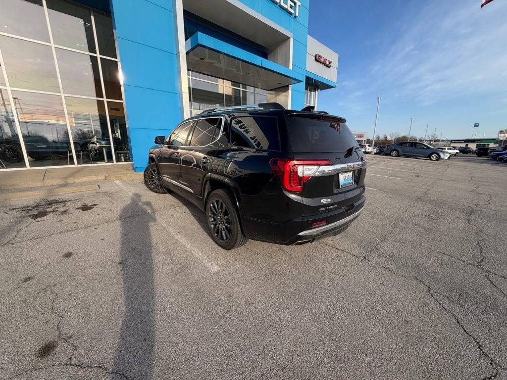 2022 GMC Acadia Denali