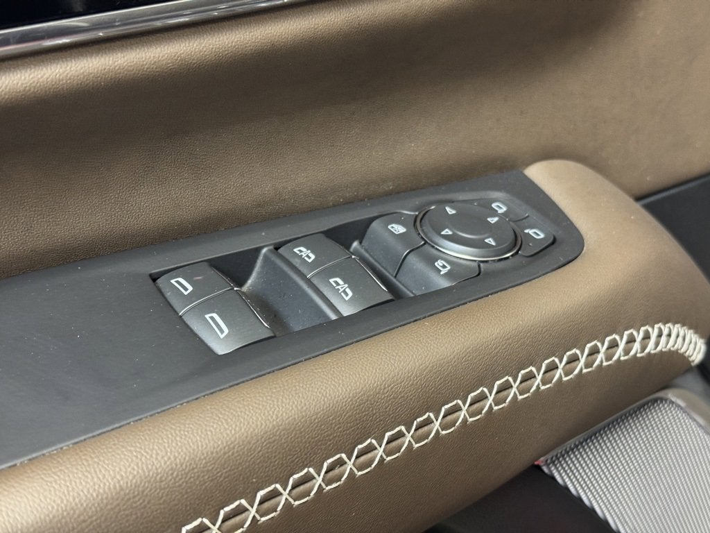 2025 GMC Yukon Denali Ultimate