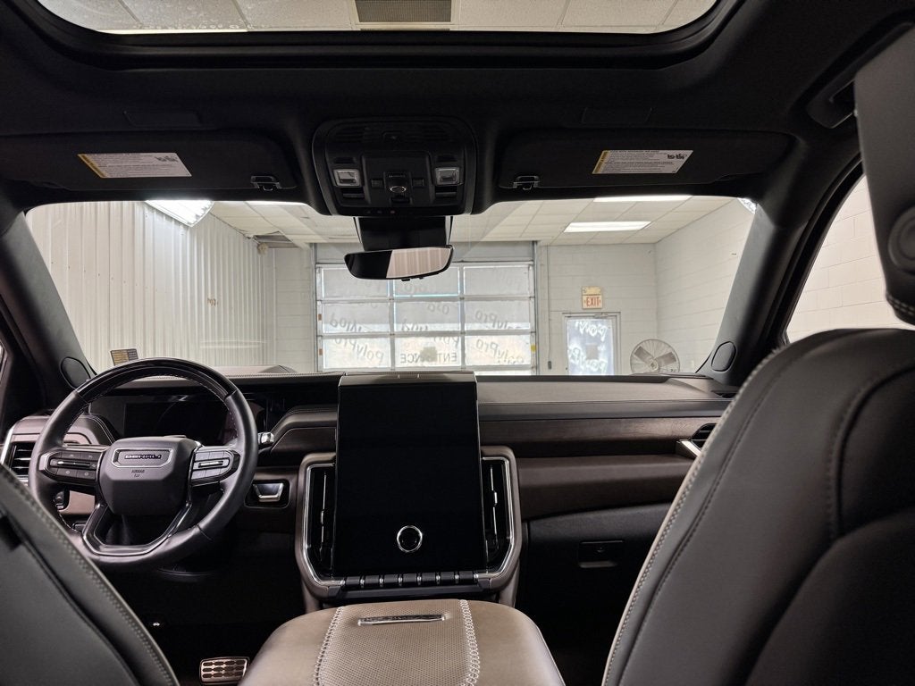 2025 GMC Yukon Denali Ultimate