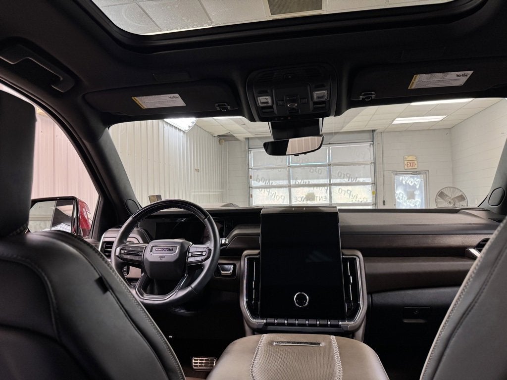 2025 GMC Yukon Denali Ultimate
