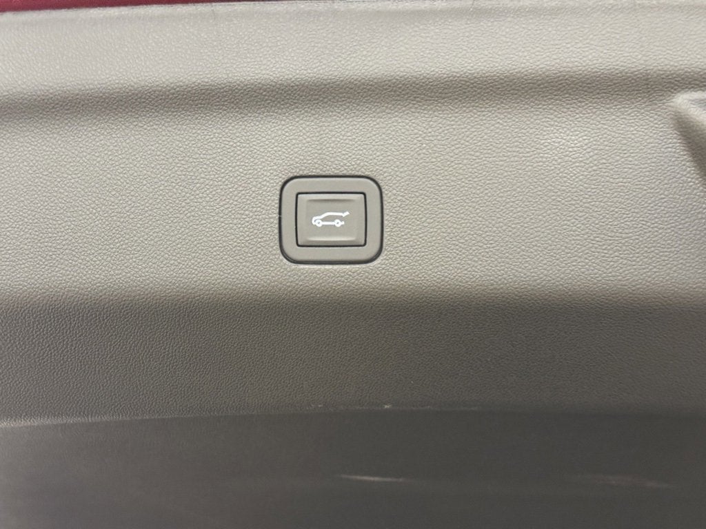 2025 GMC Yukon Denali Ultimate