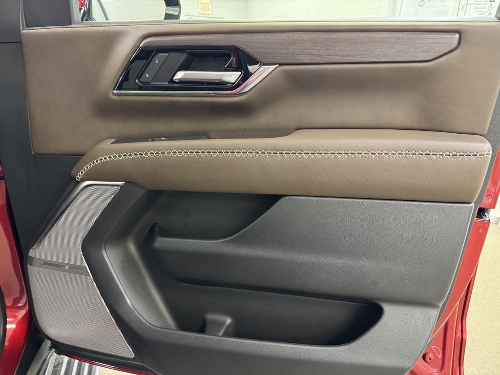 2025 GMC Yukon Denali Ultimate