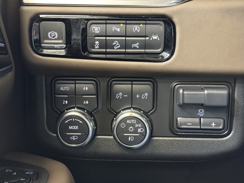 2025 GMC Yukon Denali Ultimate