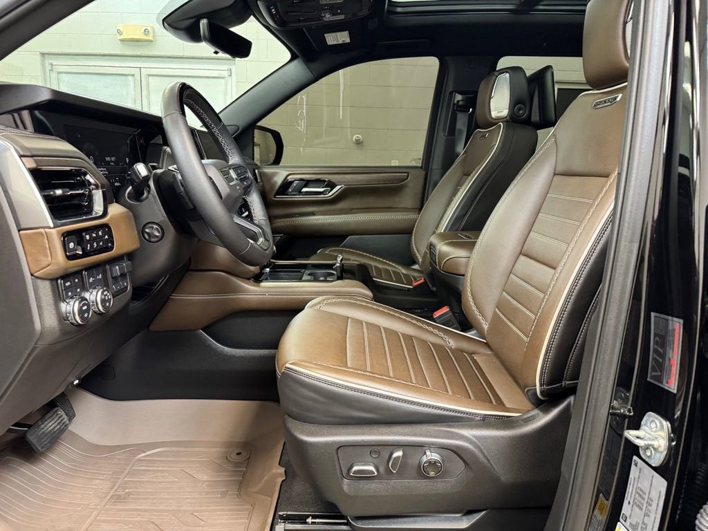 2025 GMC Yukon Denali Ultimate