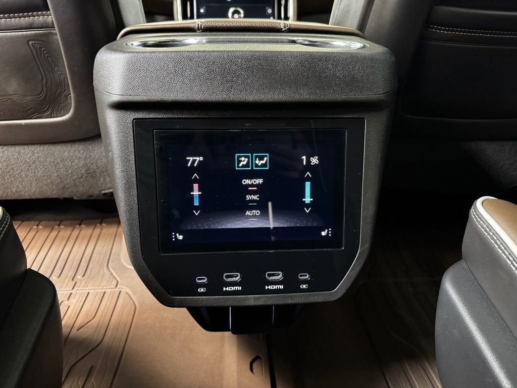 2025 GMC Yukon Denali Ultimate