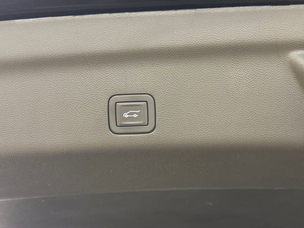 2025 GMC Yukon Denali Ultimate