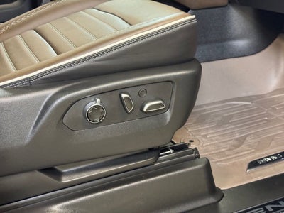 2025 GMC Yukon Denali Ultimate