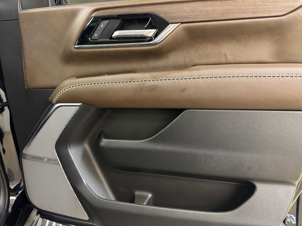 2025 GMC Yukon Denali Ultimate