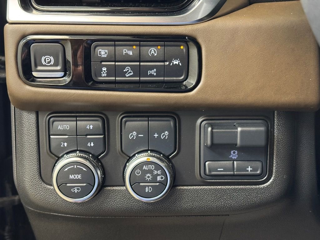 2025 GMC Yukon Denali Ultimate