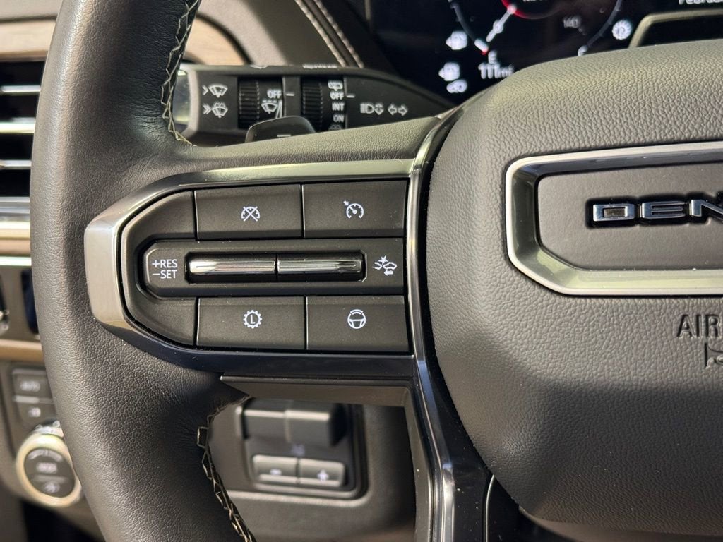 2025 GMC Yukon Denali Ultimate